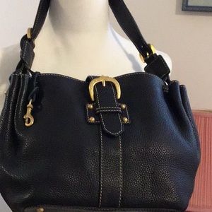 Dooney and Burke 👛 purse, hand bag medium.👛